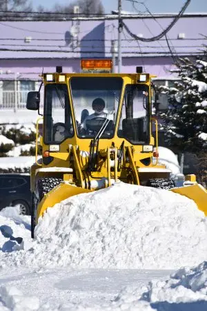 除雪・排雪作業 - マンション・工場・生活道路等 | 北海道千歳市 北斗サービス